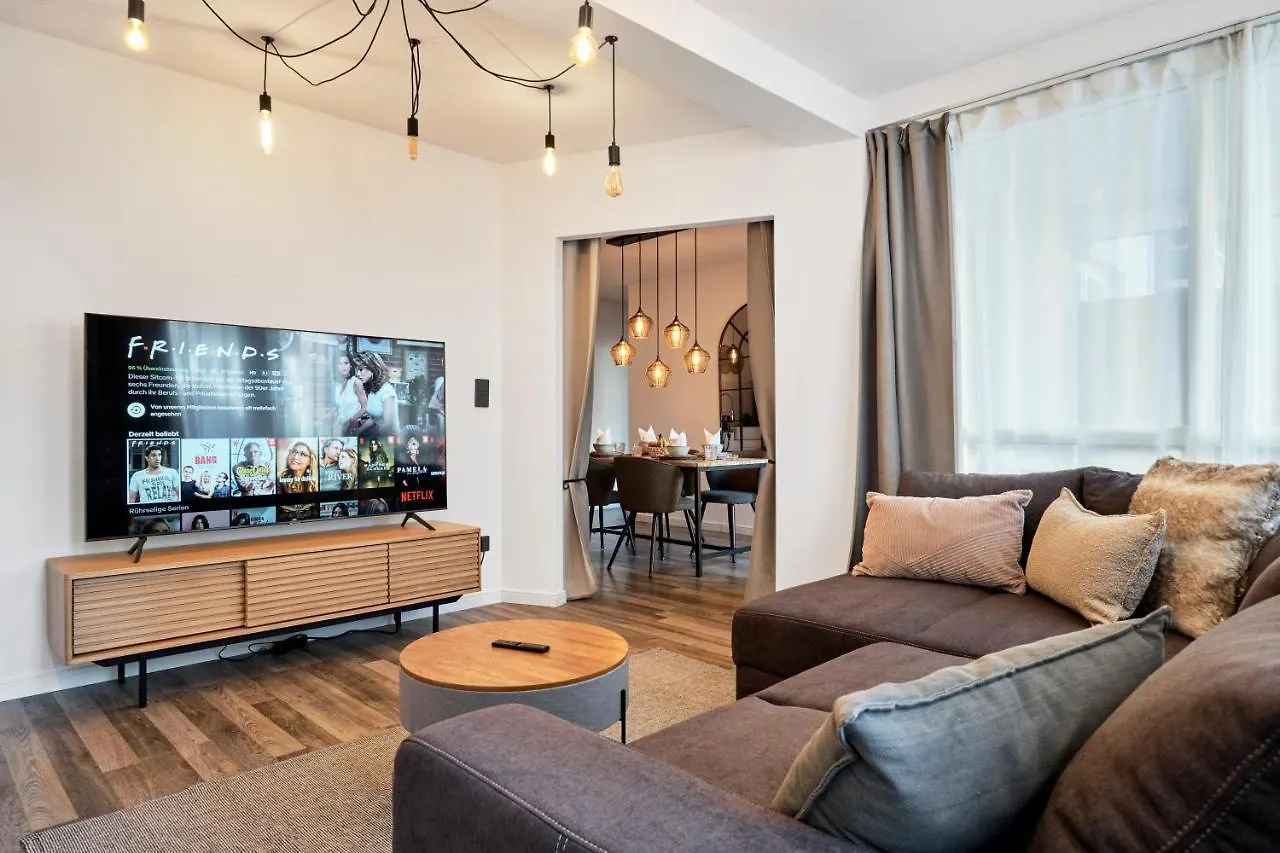 Park Avenue - Design Apartment Friesenstrasse - 4 Pers - Wlan - Netflix - 65 Zoll Tv Köln