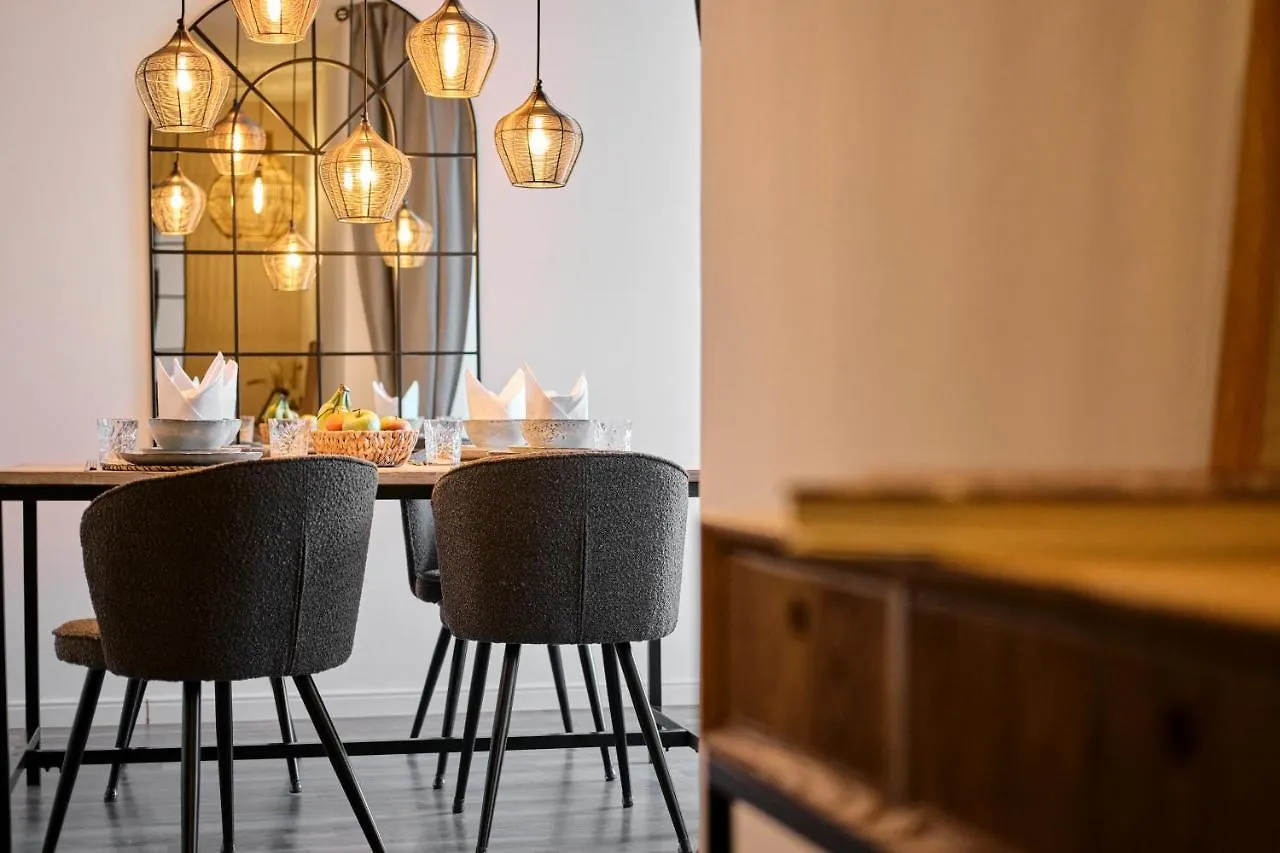 Park Avenue - Design Apartment Friesenstrasse - 4 Pers - Wlan - Netflix - 65 Zoll Tv Köln